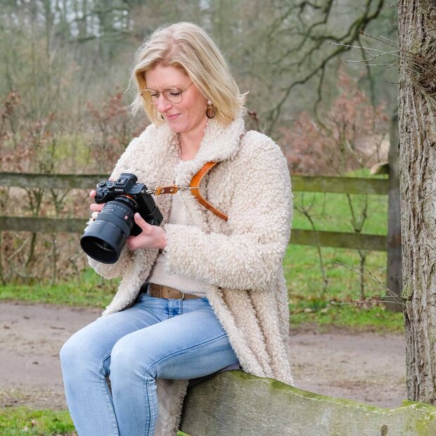 Harnas voor &eacute;&eacute;n camera - Cognac