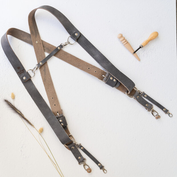 Cameraharnas donker grijs