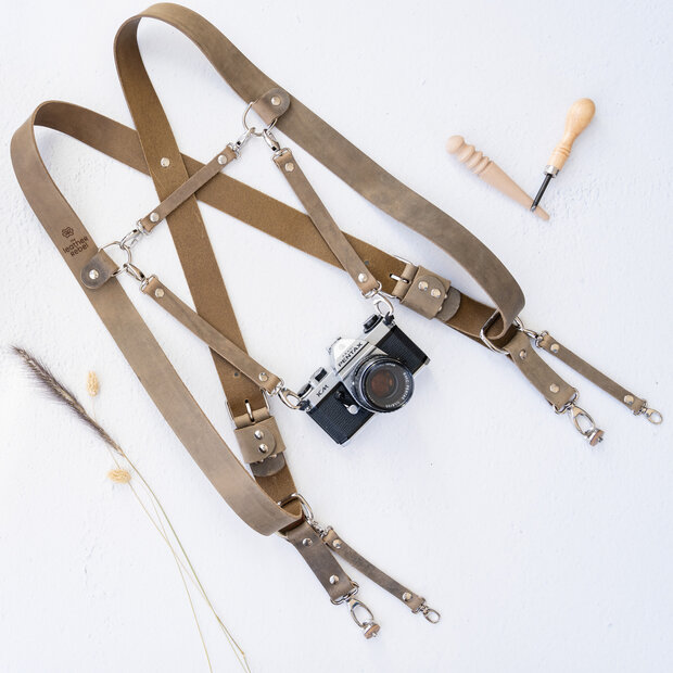 Extra camera attachment for harness - Vintage green